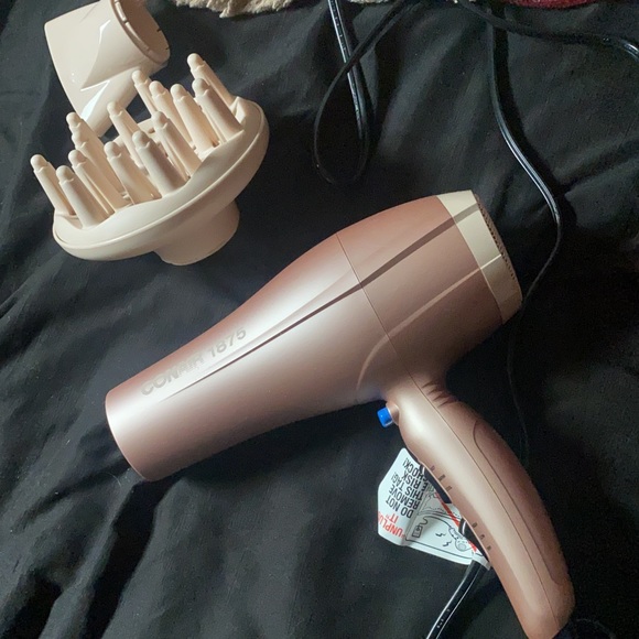 corsairs hair drier. brand new barely used. original bought for 60. - Picture 2 of 2